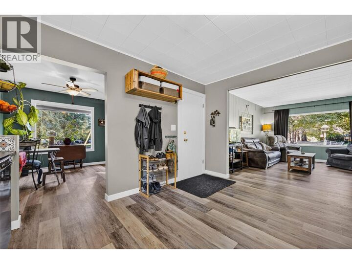 Property Photo: 717 Larsen Road BC V0G 1Z0