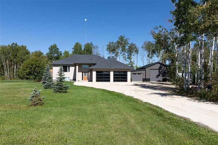 Property Photo:  49 Brooklyn Bay  MB R0A 0W2 