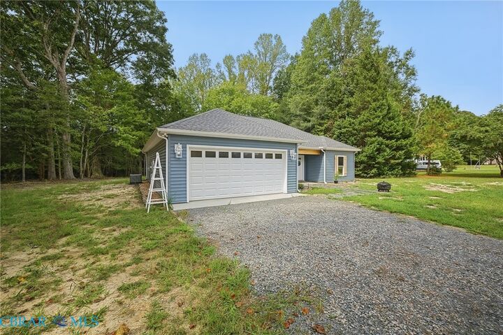 Property Photo: 366 Pipe N Tree Drive VA 23071