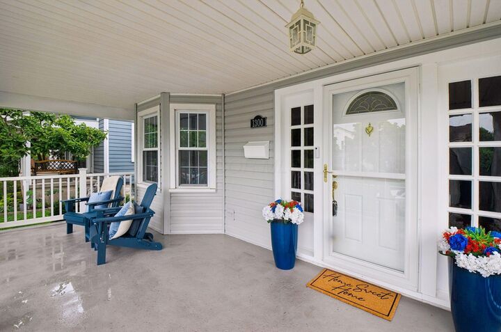 Property Photo: 1300 W 1st Avenue OH 43212
