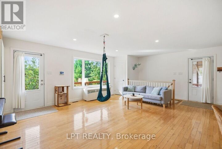 Property Photo:  20375 Dunvegan Road East  ON K0B 1E0 