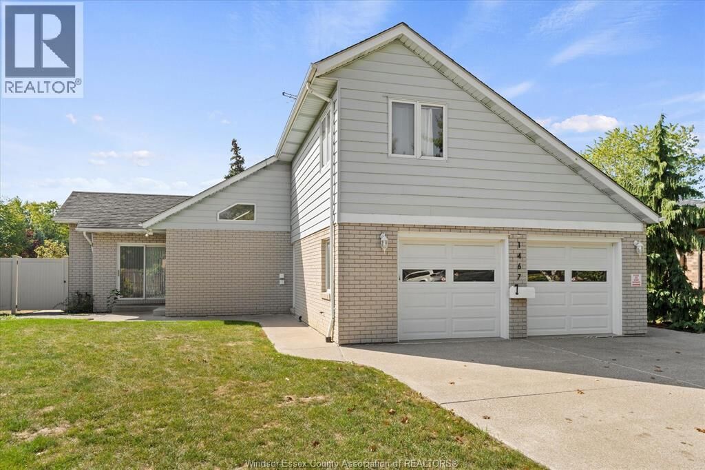 Property Photo:  1467 Guildwood Crescent  ON N9H 2B3 