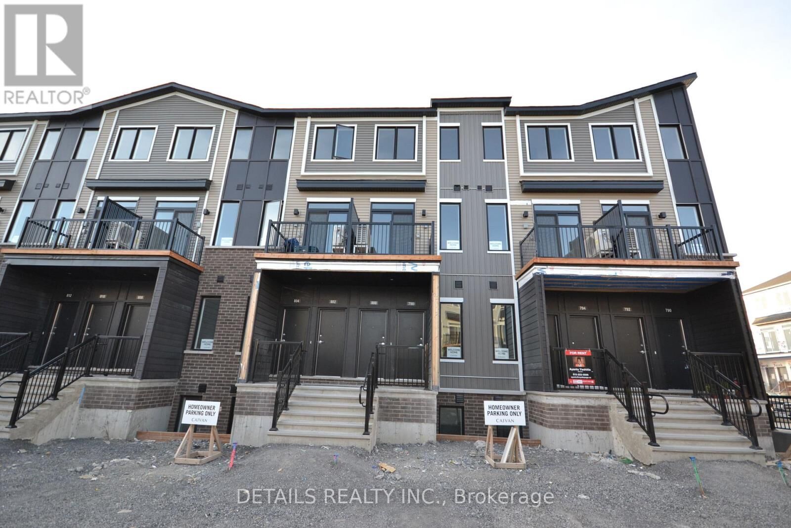 Property Photo:  800 Utopie Private  ON K1W 0M5 