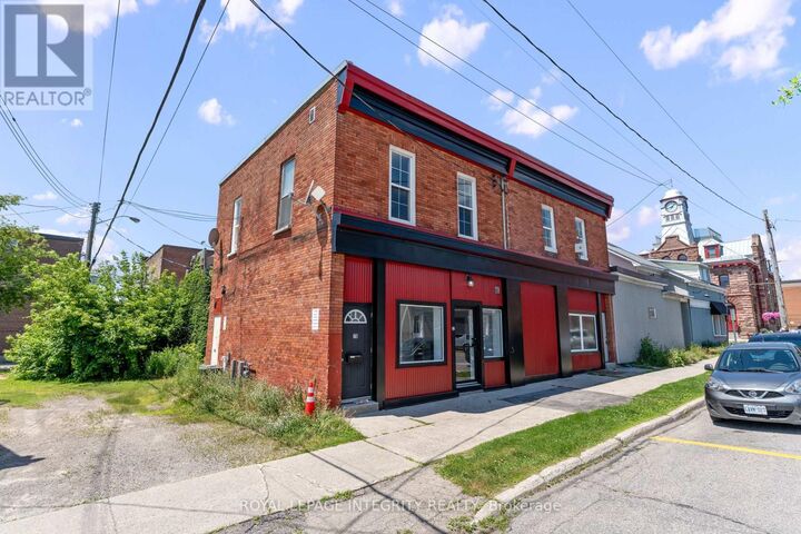 Property Photo:  34 Market Street  ON K7A 2E6 