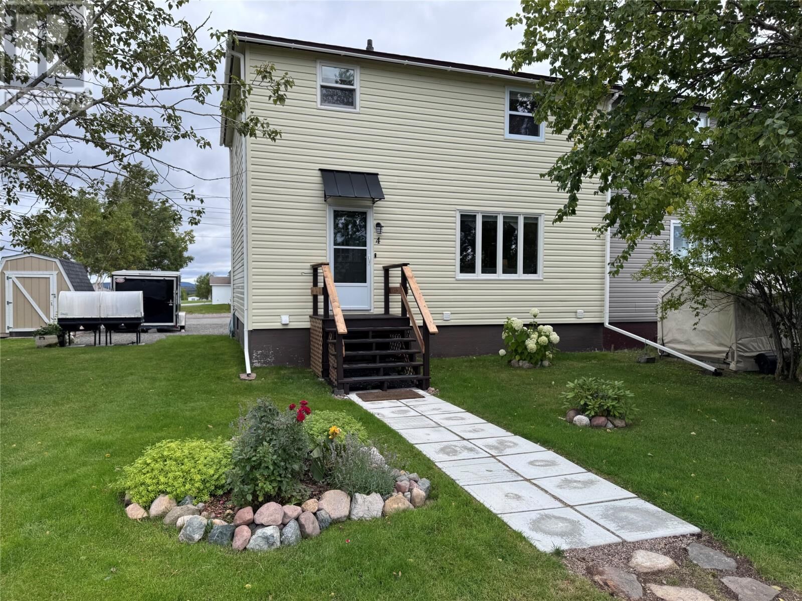 Property Photo:  4 Prospect Street  NL A0H 1G0 