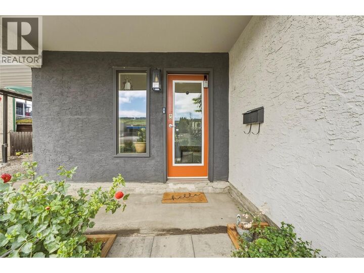 Property Photo: 5301 27 Avenue BC V1T 6L2