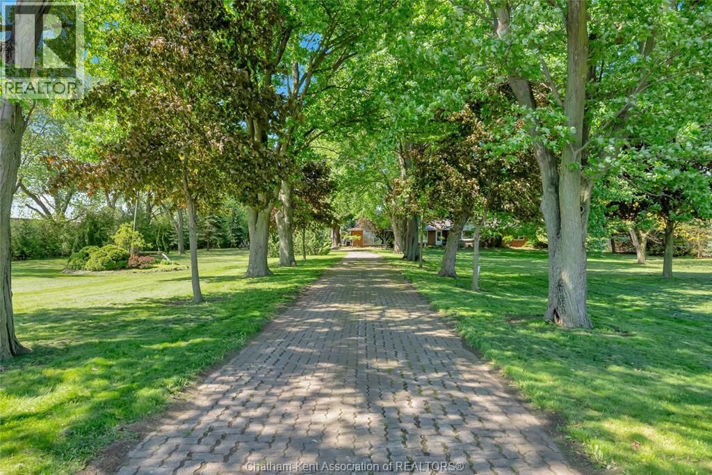 Property Photo:  20928 Victoria Road  ON N0P 2C0 