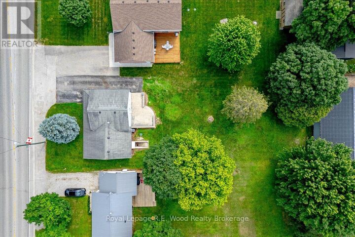 Property Photo:  419 Main Street West  ON N0J 1X0 