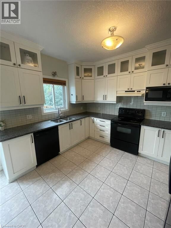 Property Photo: 278 Briarmeadow Drive Upper ON N2A 4H6