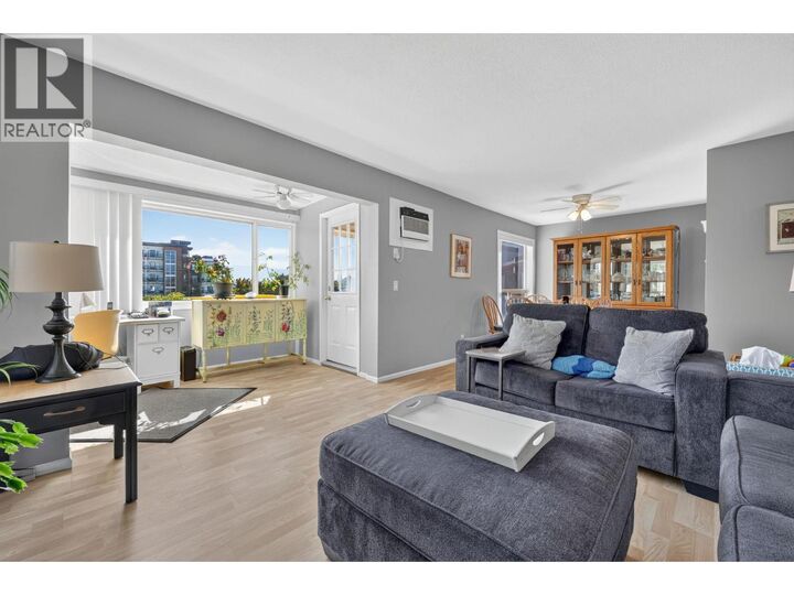 Property Photo: 240 Hollywood Road 410 BC V1X 6Y9