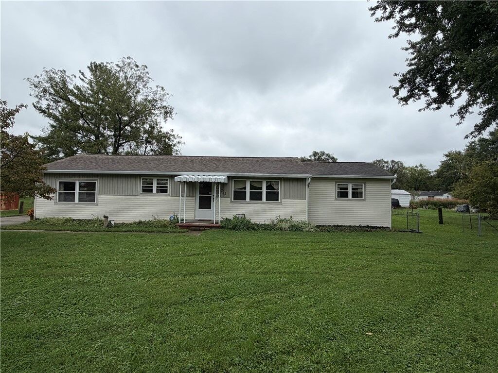 Property Photo: 300 Maple Ave OH 45005