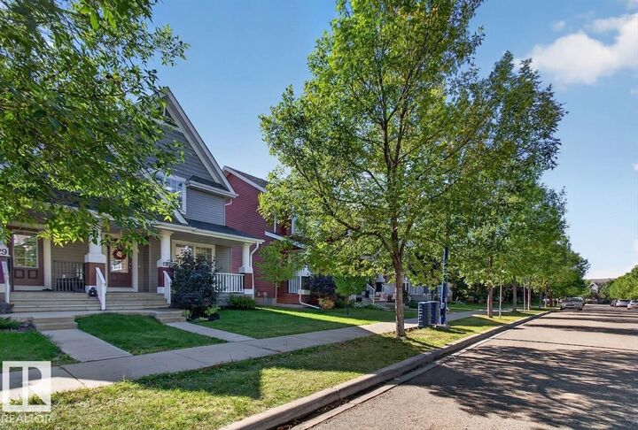 Property Photo:  6933 21A Avenue SW  AB T6X 0T6 