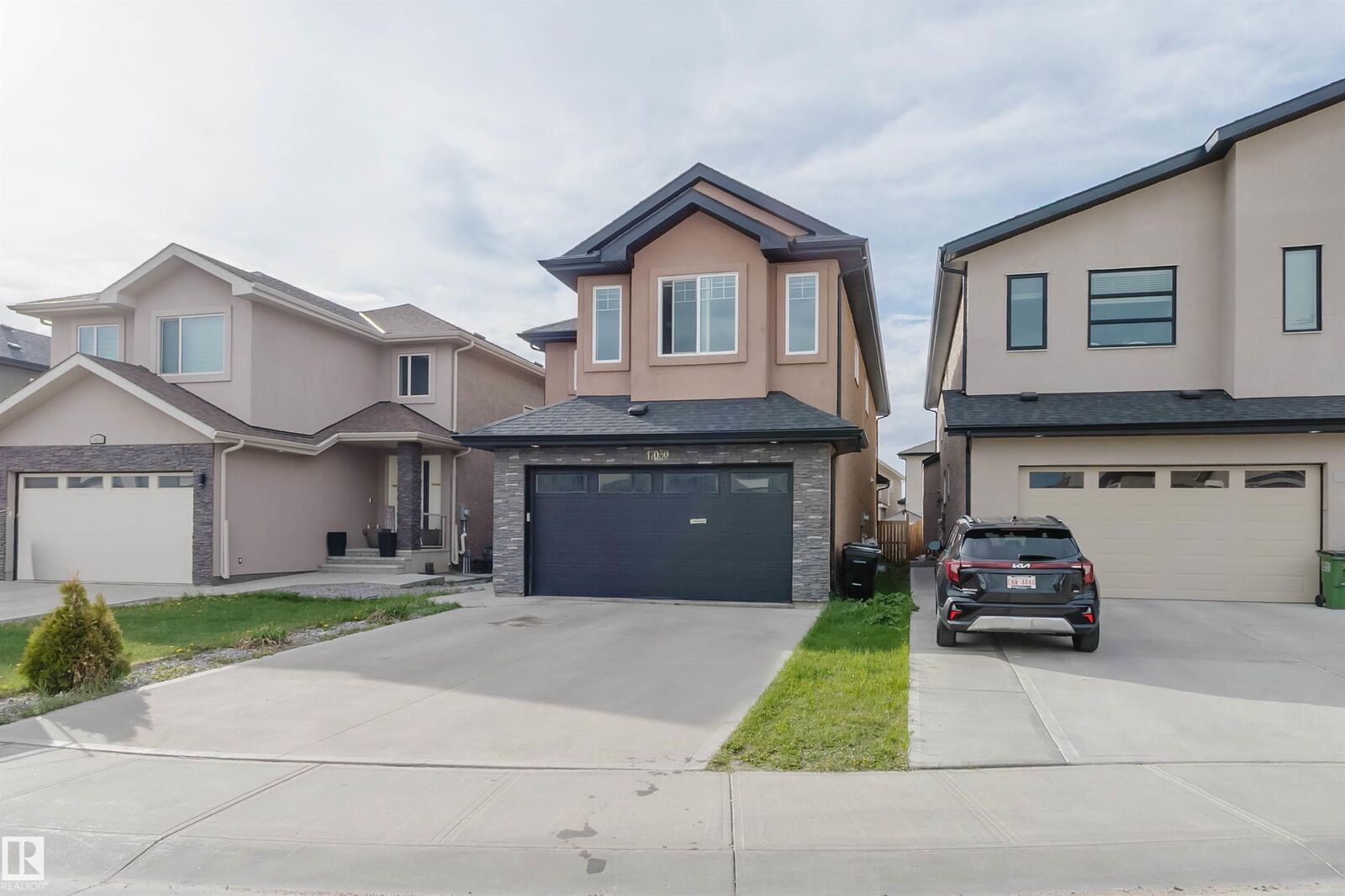Property Photo:  17030 62 Street NW  AB T5Y 3S4 
