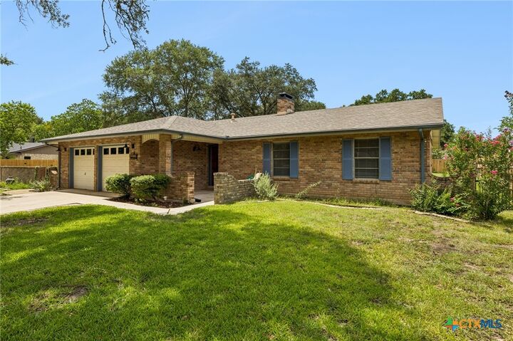 Property Photo: 1640 Willow Lane TX 78155