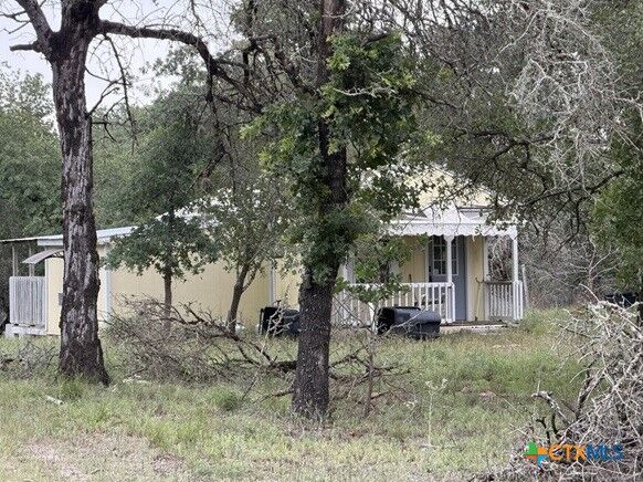 Property Photo:  105 Clear Springs  TX 78114 