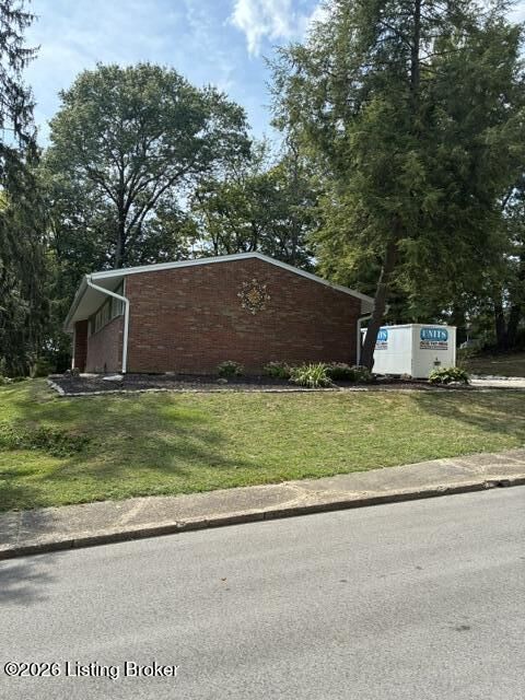 Property Photo:  1233 Vance Ave  IN 47150 