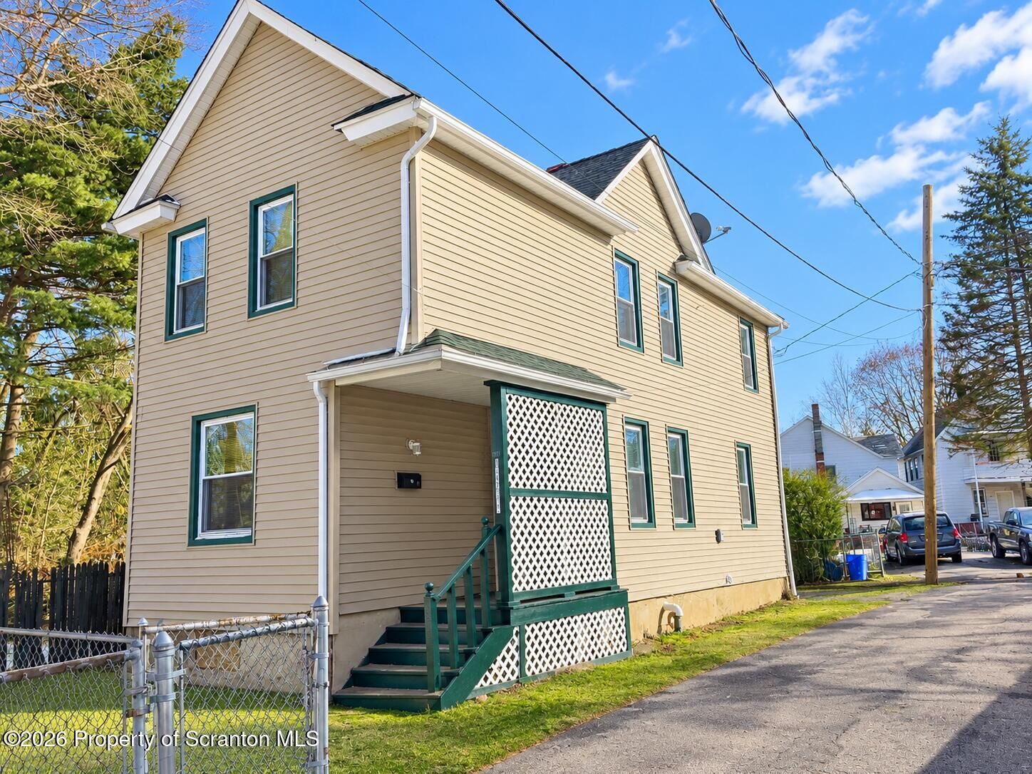 Property Photo:  1742 Wayne Avenue Rear  PA 18508 