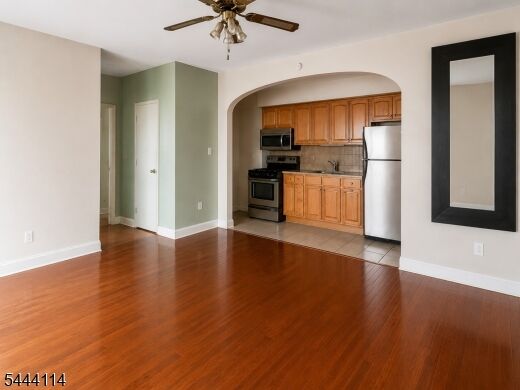 Property Photo:  5 Pomona Ave 4A  NJ 07112 
