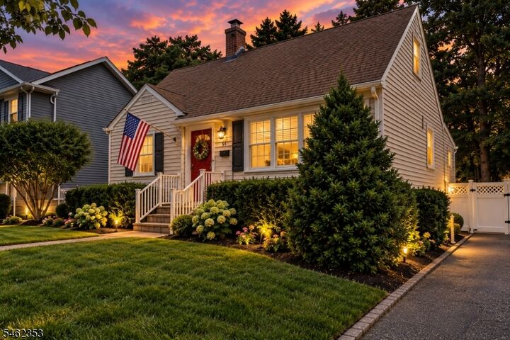 Property Photo:  91 Lynwood Rd  NJ 07044 