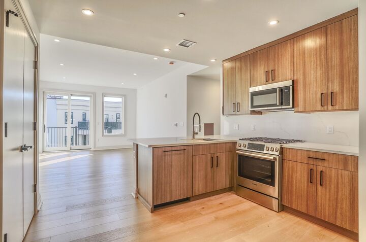 Property Photo: 921 Madison St 302 NJ 07030