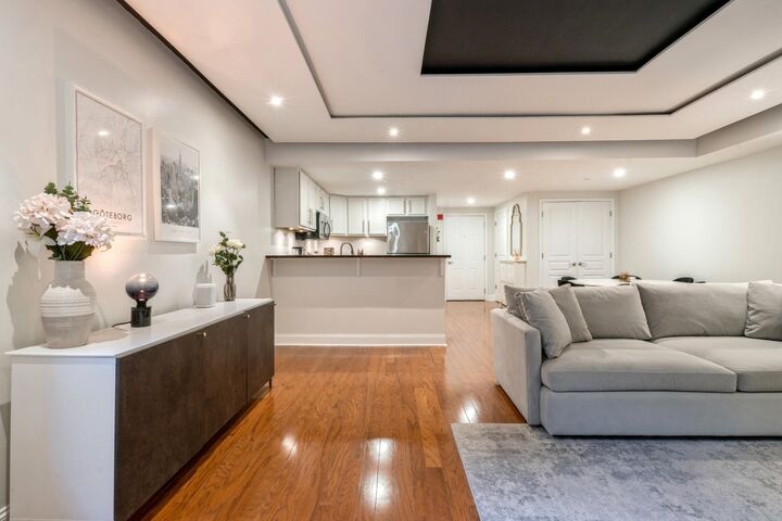 Property Photo: 4301 Park Ave 7F NJ 07087