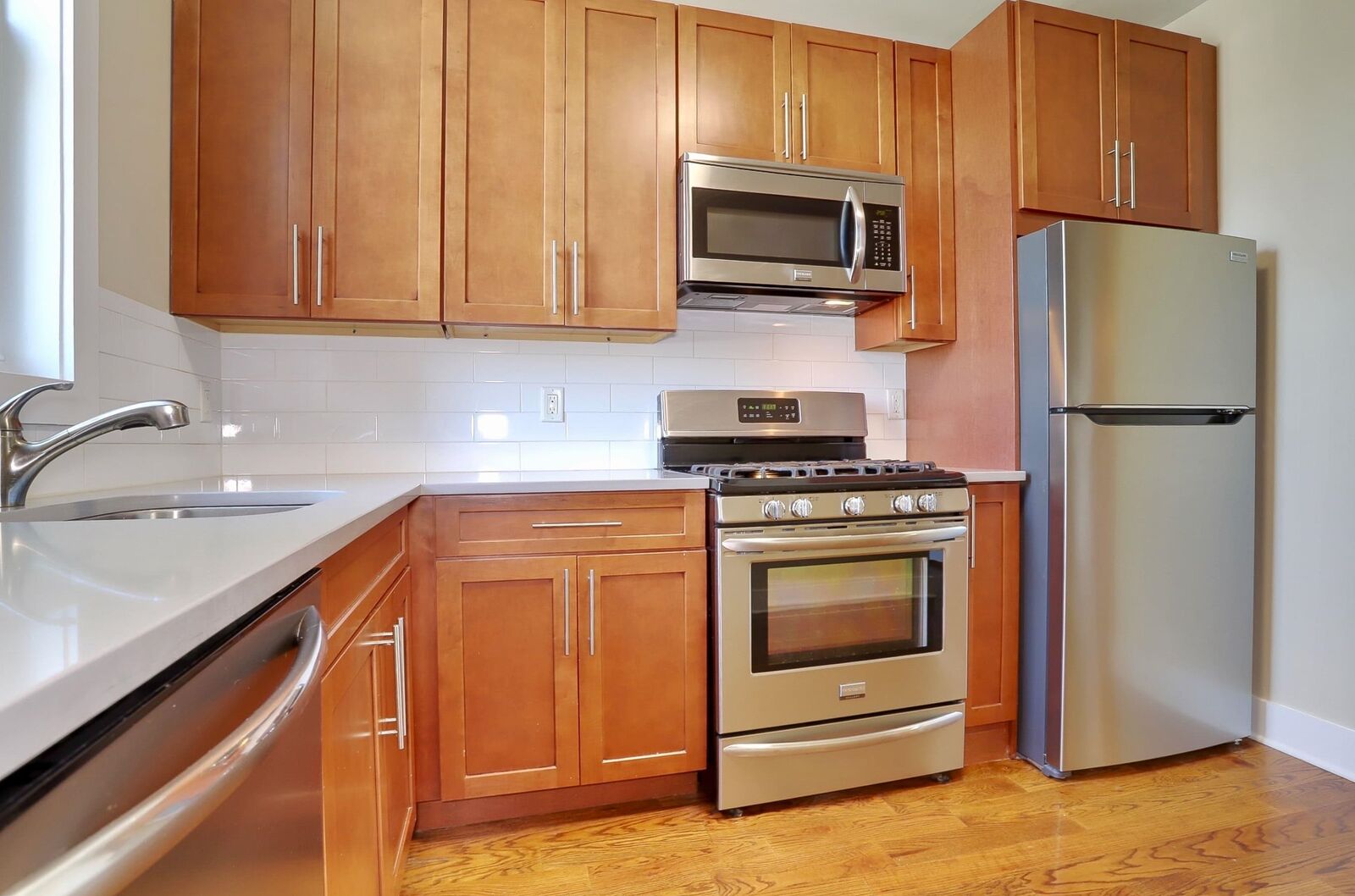 Property Photo:  824 Washington St 2  NJ 07030 
