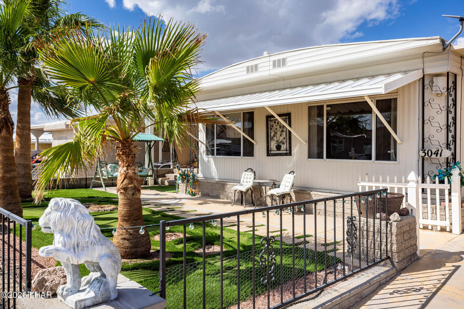 Property Photo:  3041 Erwin Ln  AZ 86404 