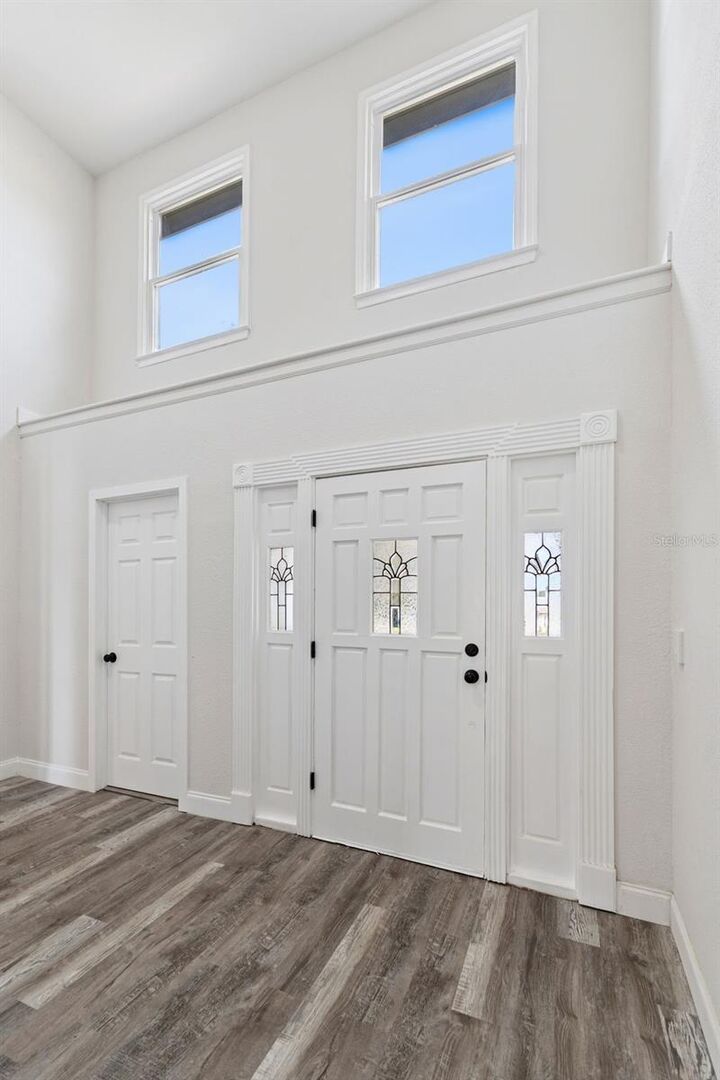 Property Photo: 6624 Winterset Gardens Road FL 33884