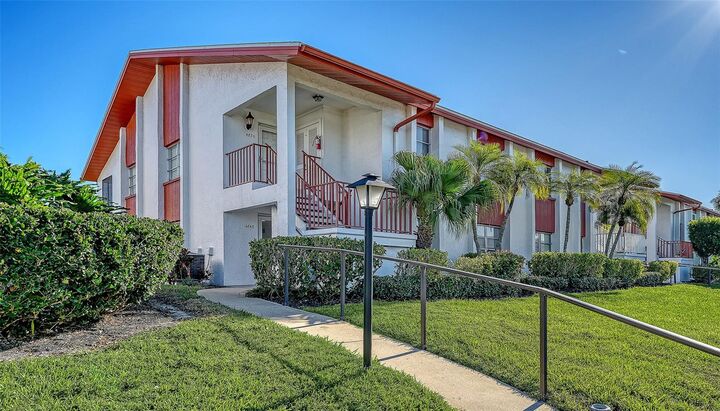 Property Photo:  4868 Independence Drive  FL 34210 