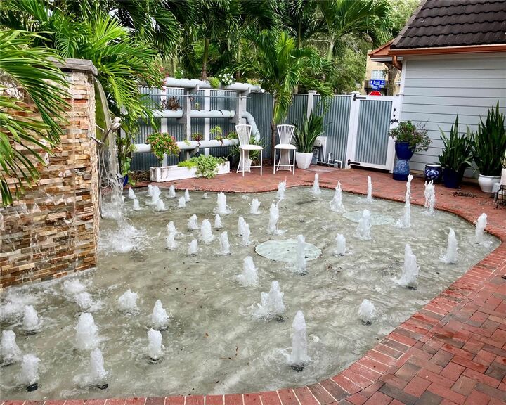 Property Photo: 420 Druid Road W FL 33756