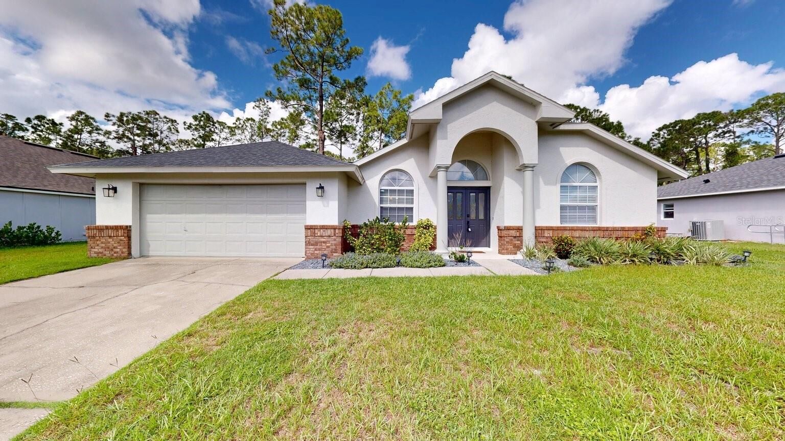 Property Photo: 20 Russell Drive FL 32164