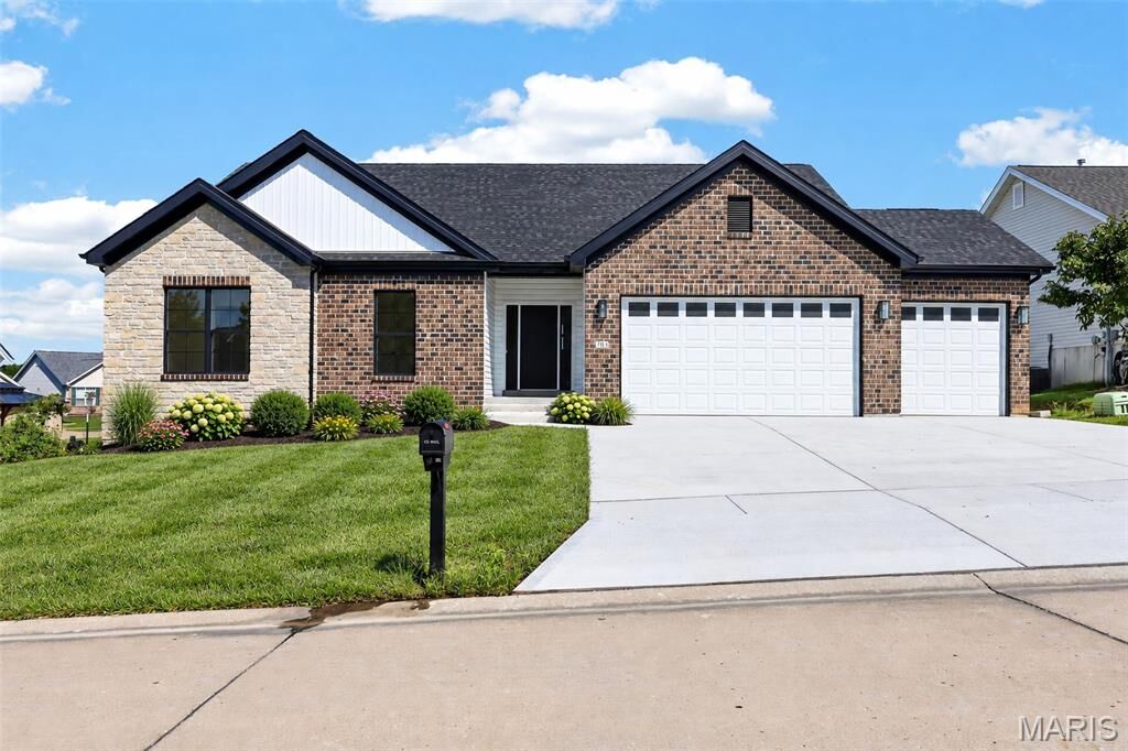 Property Photo: 703 Vista Springs Court MO 63385