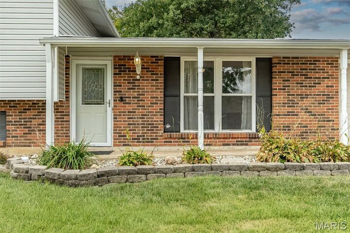 Property Photo:  615 Country Lake Drive  MO 63376 