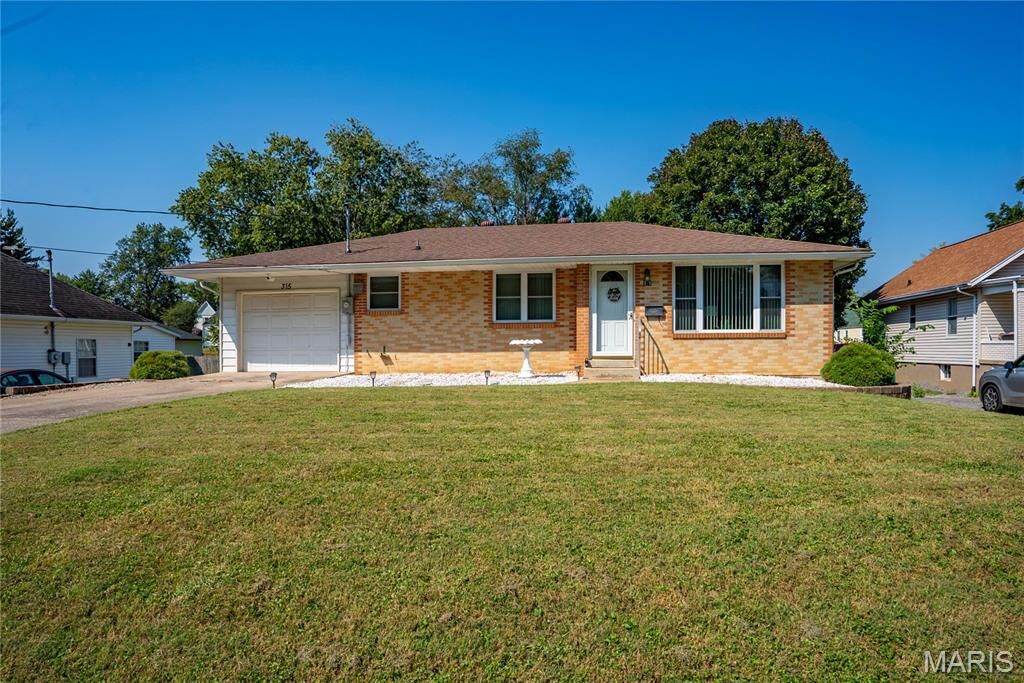 Property Photo:  315 Morgan Street  MO 63755 