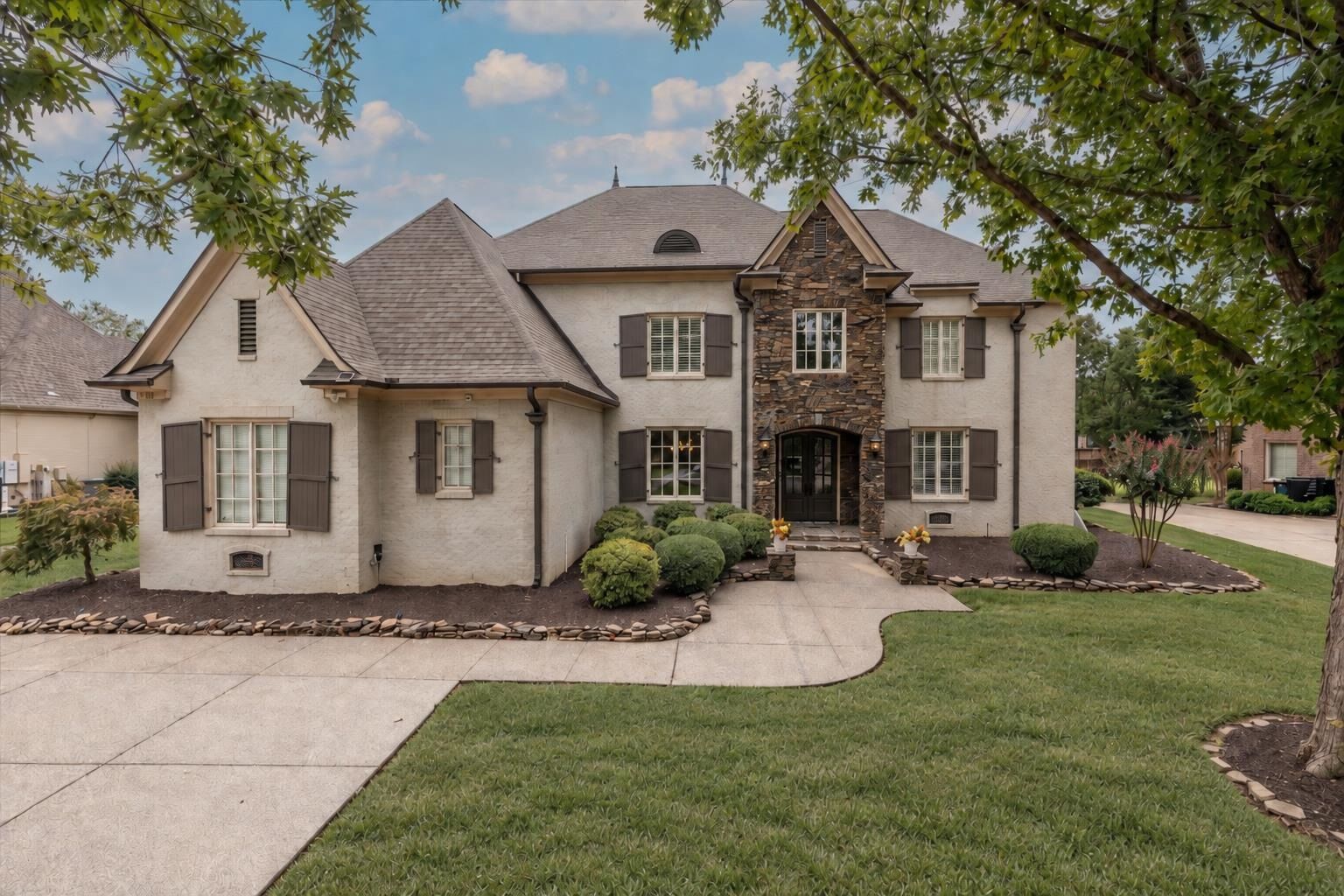 Property Photo: 1169 Braywind Dr TN 38017