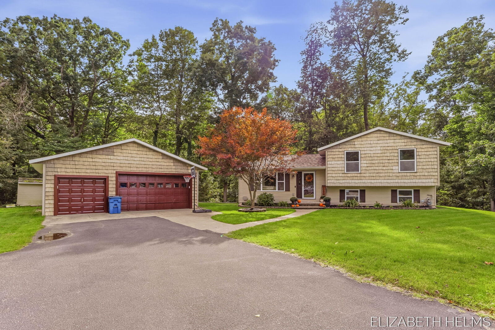 Property Photo: 104 Glenn Street MI 49010