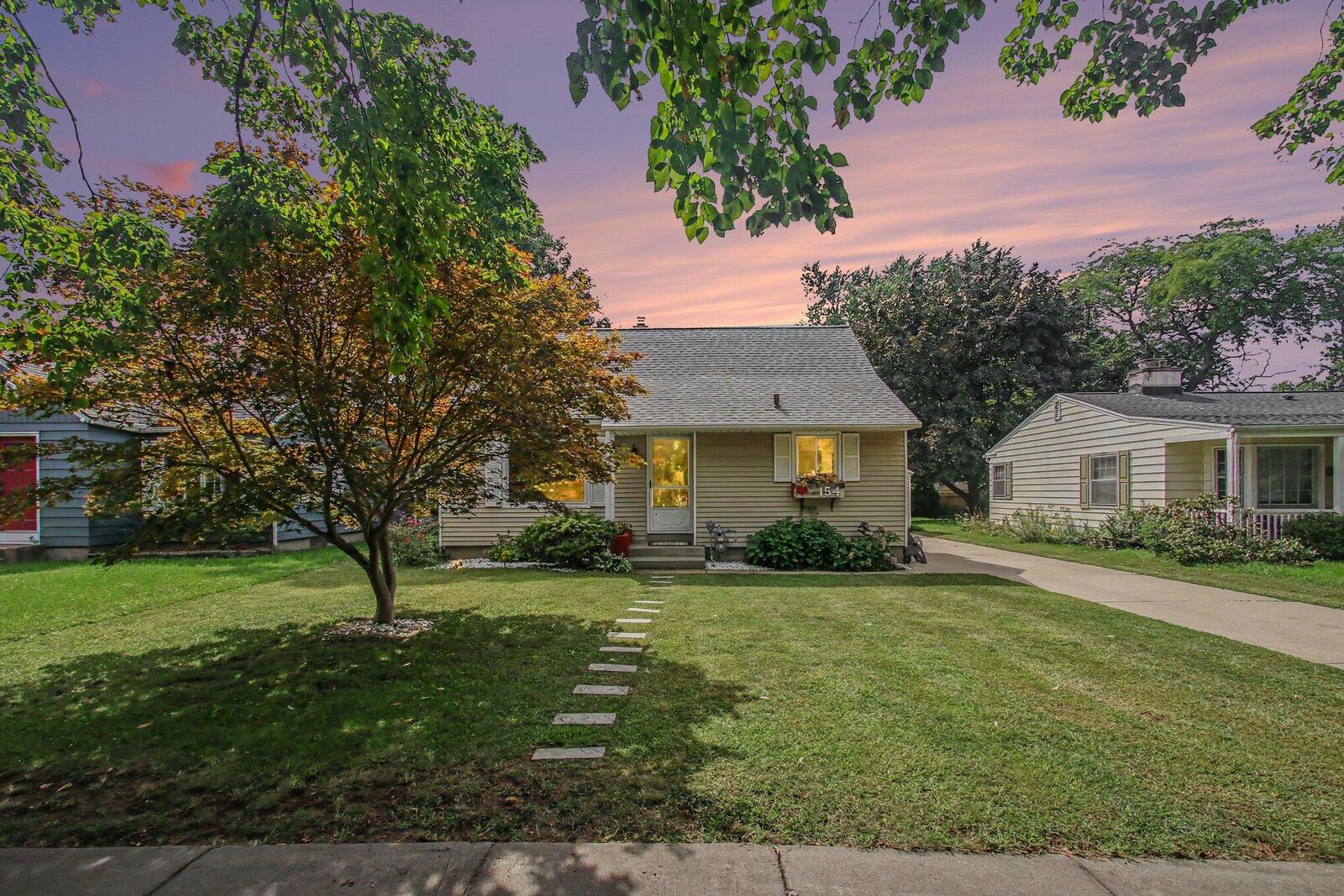 Property Photo: 154 W 30th Street MI 49423