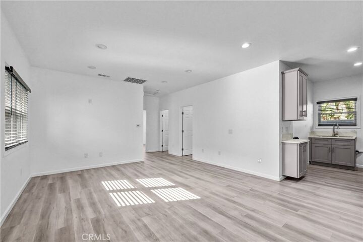Property Photo: 696 E 9th C CA 91786
