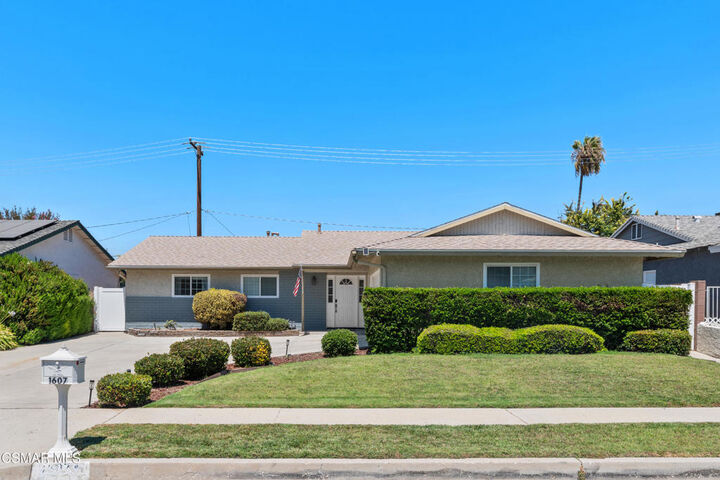 Property Photo: 1607 Edmund Street CA 93065