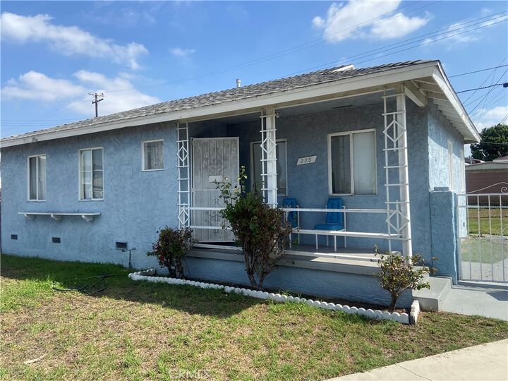 Property Photo:  335 E 158th  CA 90248 