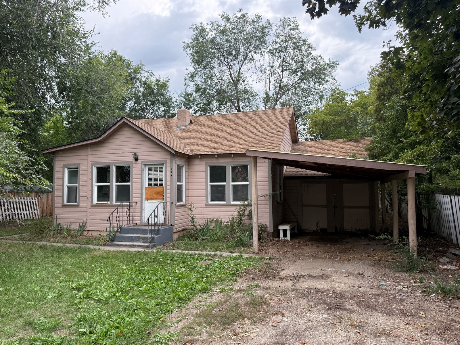 Property Photo: 117 Daly Avenue MT 59840