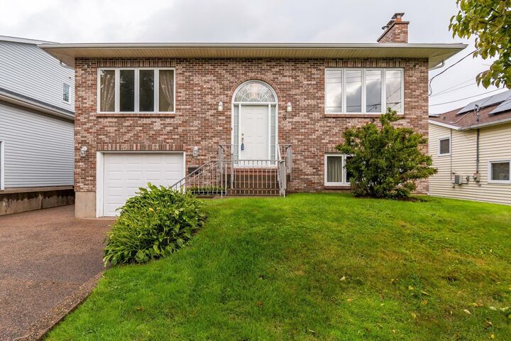 Property Photo: 3 Keystone Court NS B3N 3B3