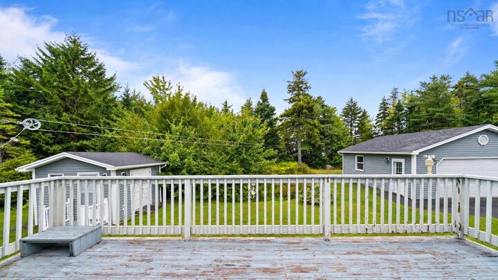 Property Photo:  6 Heidelberg Lane  NS B3E 1J1 