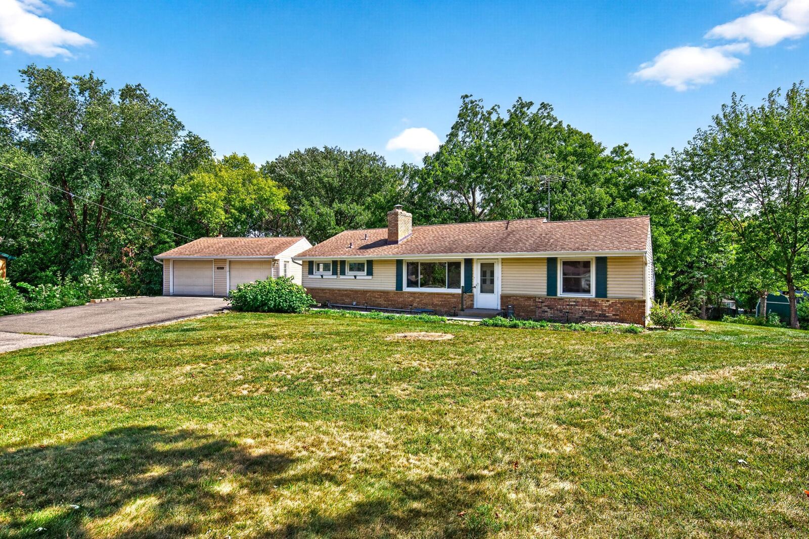 Property Photo: 6015 Aspen MN 55364