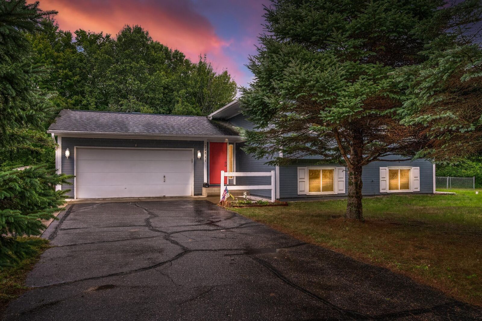 Property Photo:  22811 Unser Street NE  MN 55005 