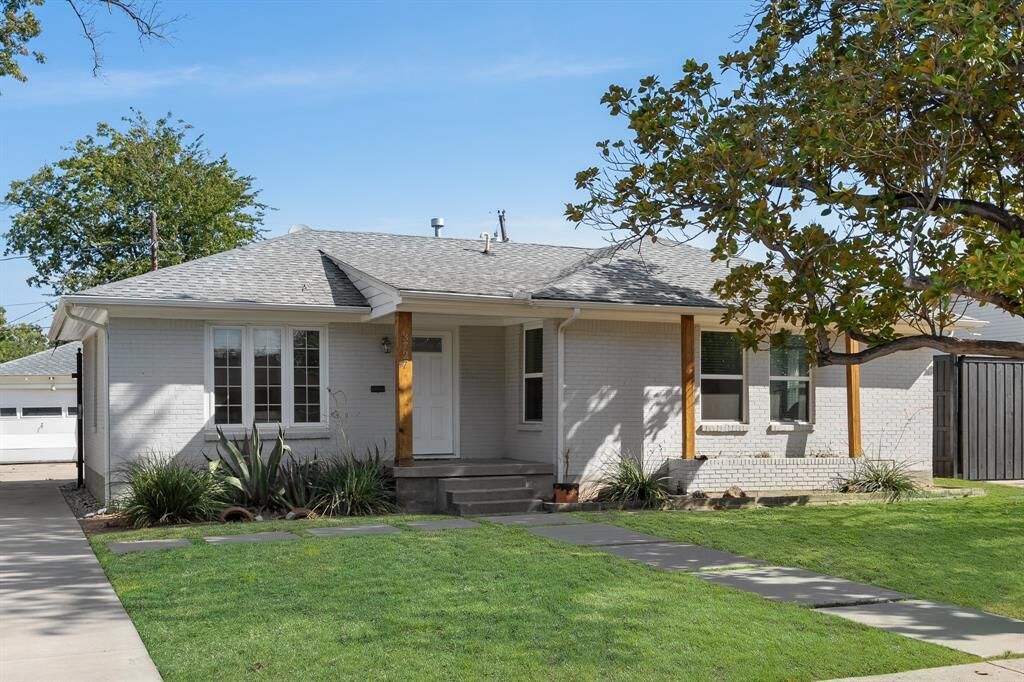 Property Photo: 3727 Hawick Lane TX 75220