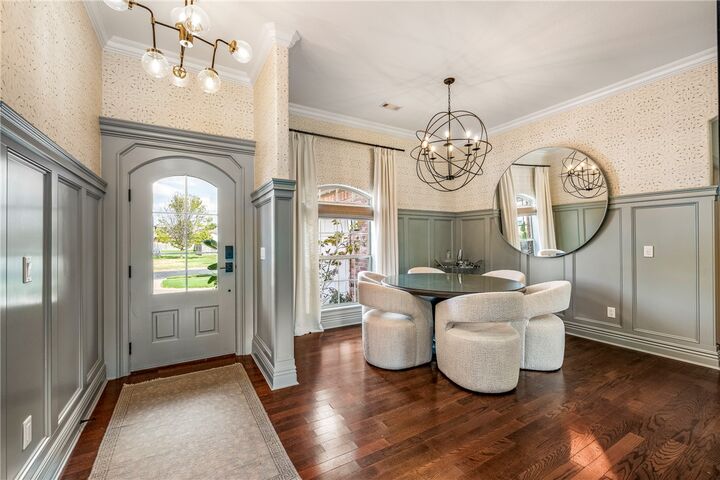 Property Photo: 2203 SW Nutmeg Street AR 72713