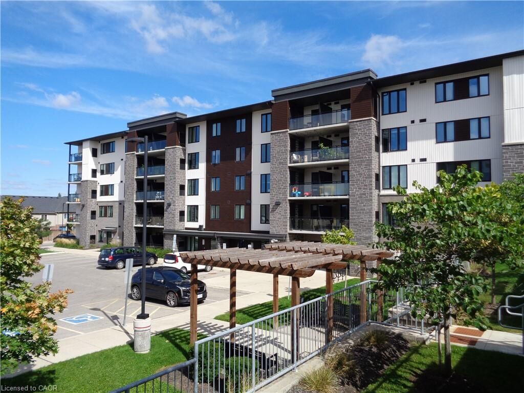 Property Photo: 104 Summit Ridge Drive 101 ON N1E 0R5