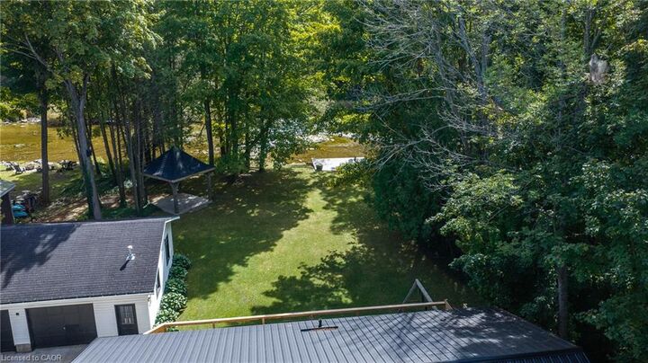 Property Photo:  9 Crescent Street  ON N0H 2T0 