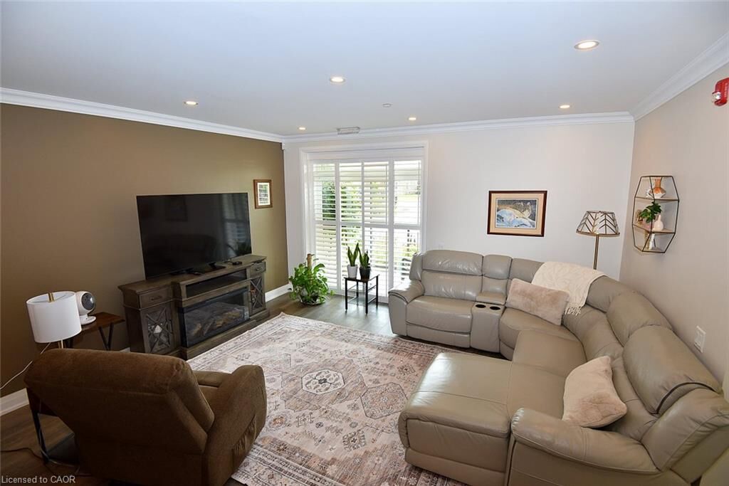 Property Photo:  830 Megson Terrace 114  ON L9T 9M7 